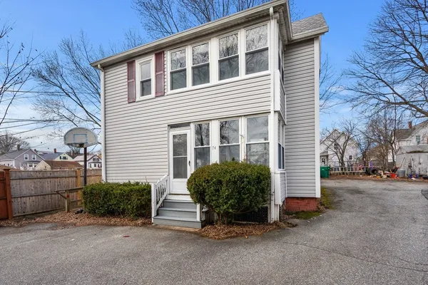 $1,600,000 | 74-76 Myrtle Street, Lynn, MA 01905