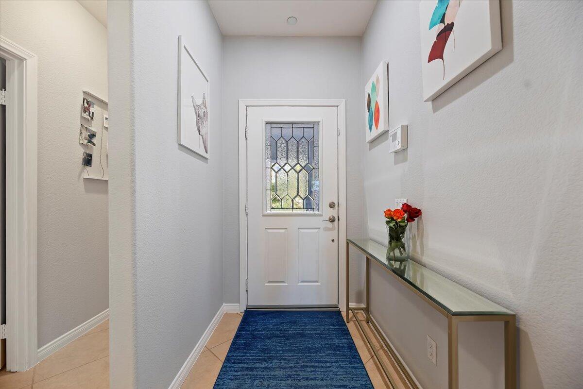 3982 Eastgate N Road Palm Springs, CA 92262 - Photo 14 of 55 13-Foyer