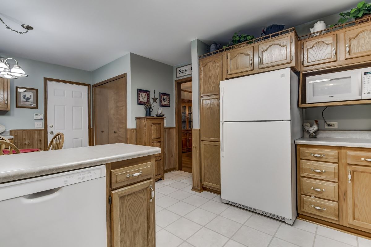 16649 Hamilton Road Athens, IL 62613 - Photo 11 of 36 Gallery Image 11