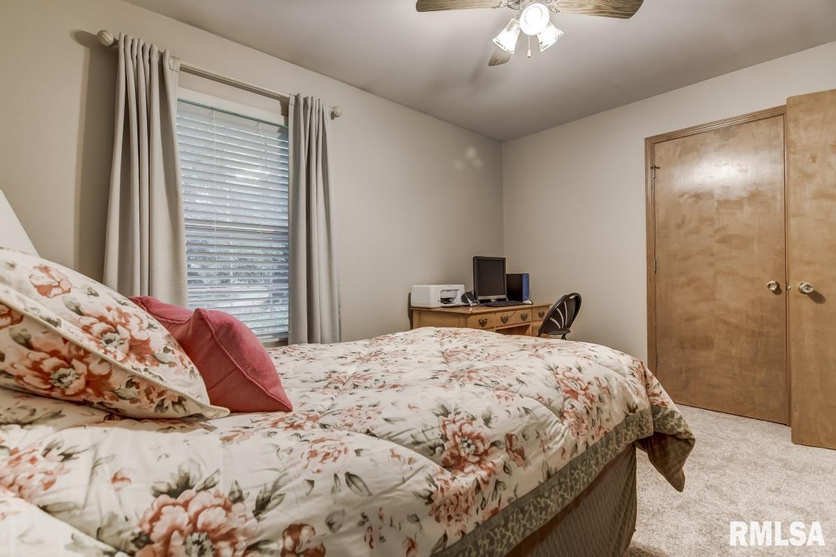 16649 Hamilton Road Athens, IL 62613 - Photo 23 of 36 Gallery Image 23