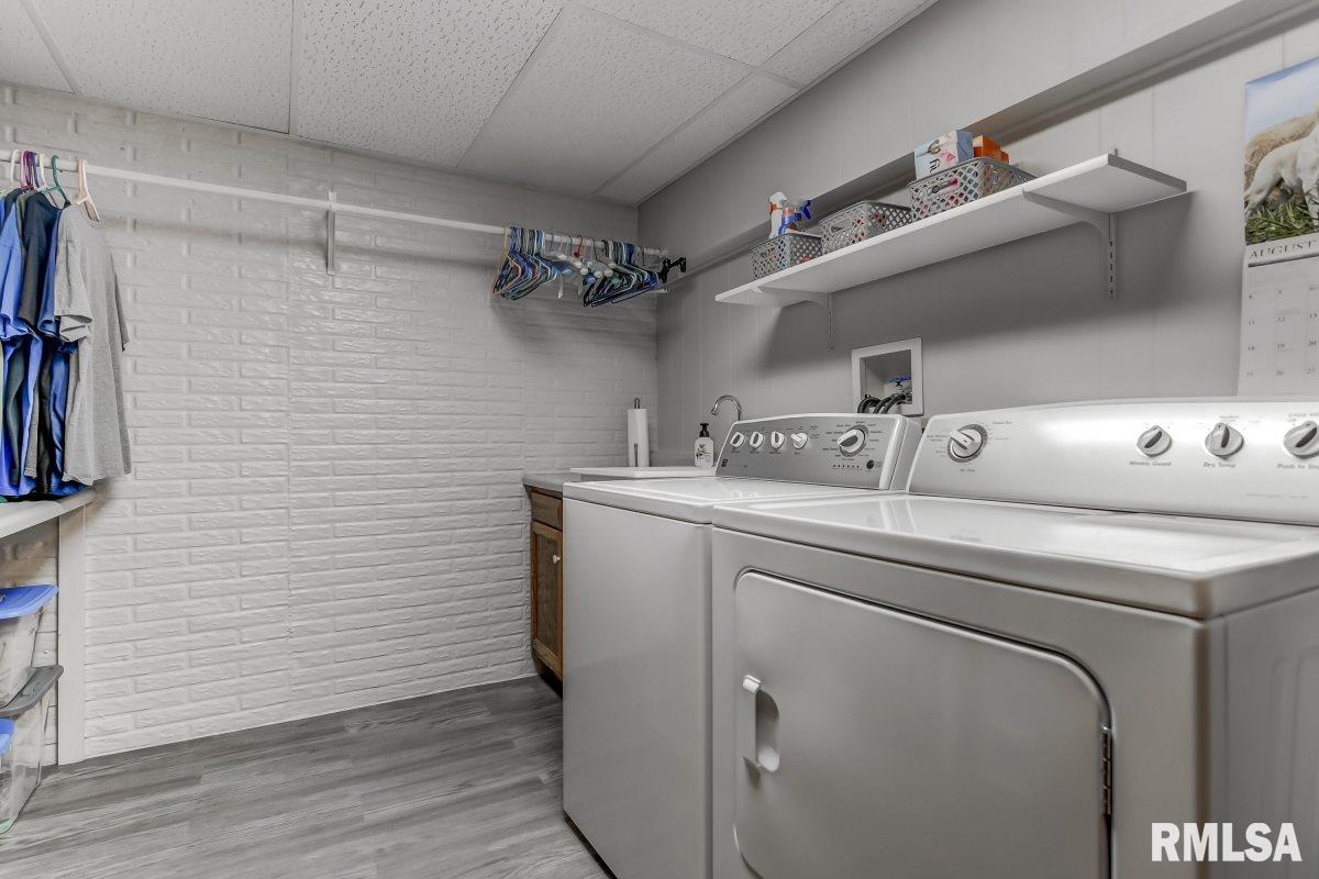 16649 Hamilton Road Athens, IL 62613 - Photo 33 of 36 Gallery Image 33