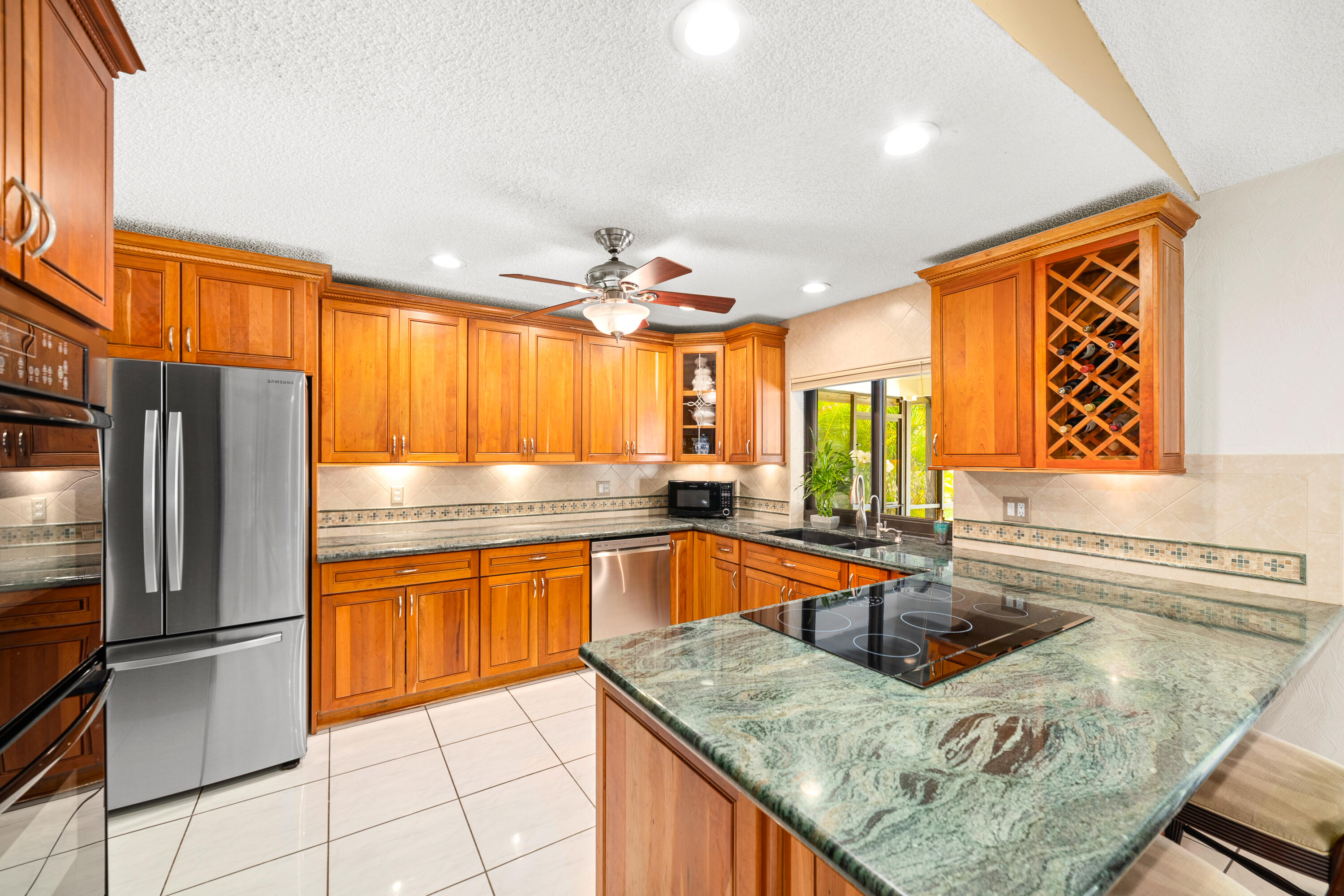 10086 Canoe Brook Circle Boca Raton, FL 33498 - Photo 11 of 44 Kitchen