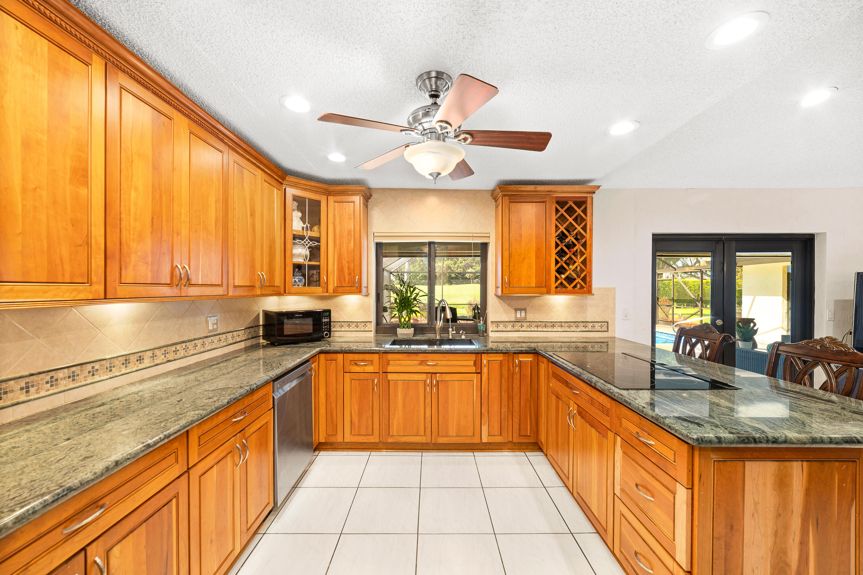 10086 Canoe Brook Circle Boca Raton, FL 33498 - Photo 13 of 44 Kitchen