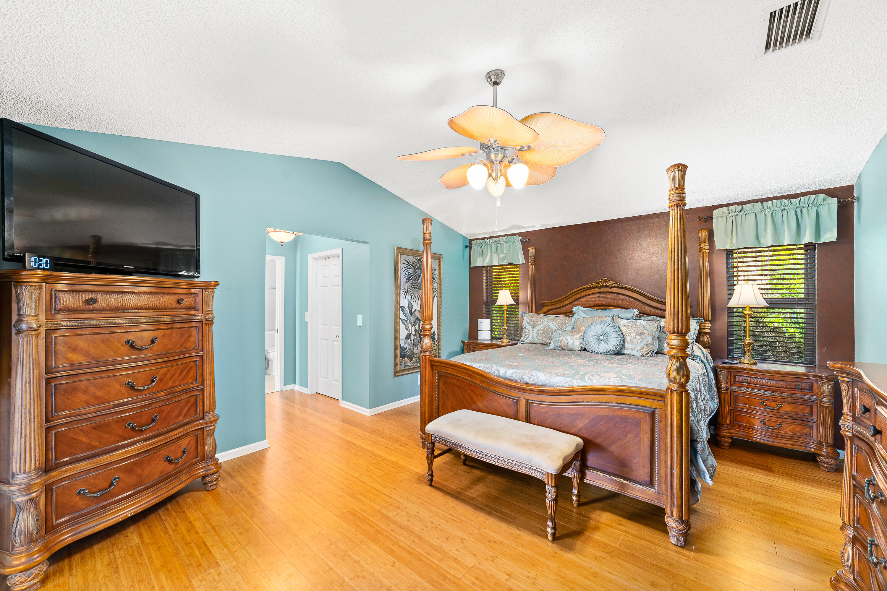 10086 Canoe Brook Circle Boca Raton, FL 33498 - Photo 16 of 44 Primary bedroom