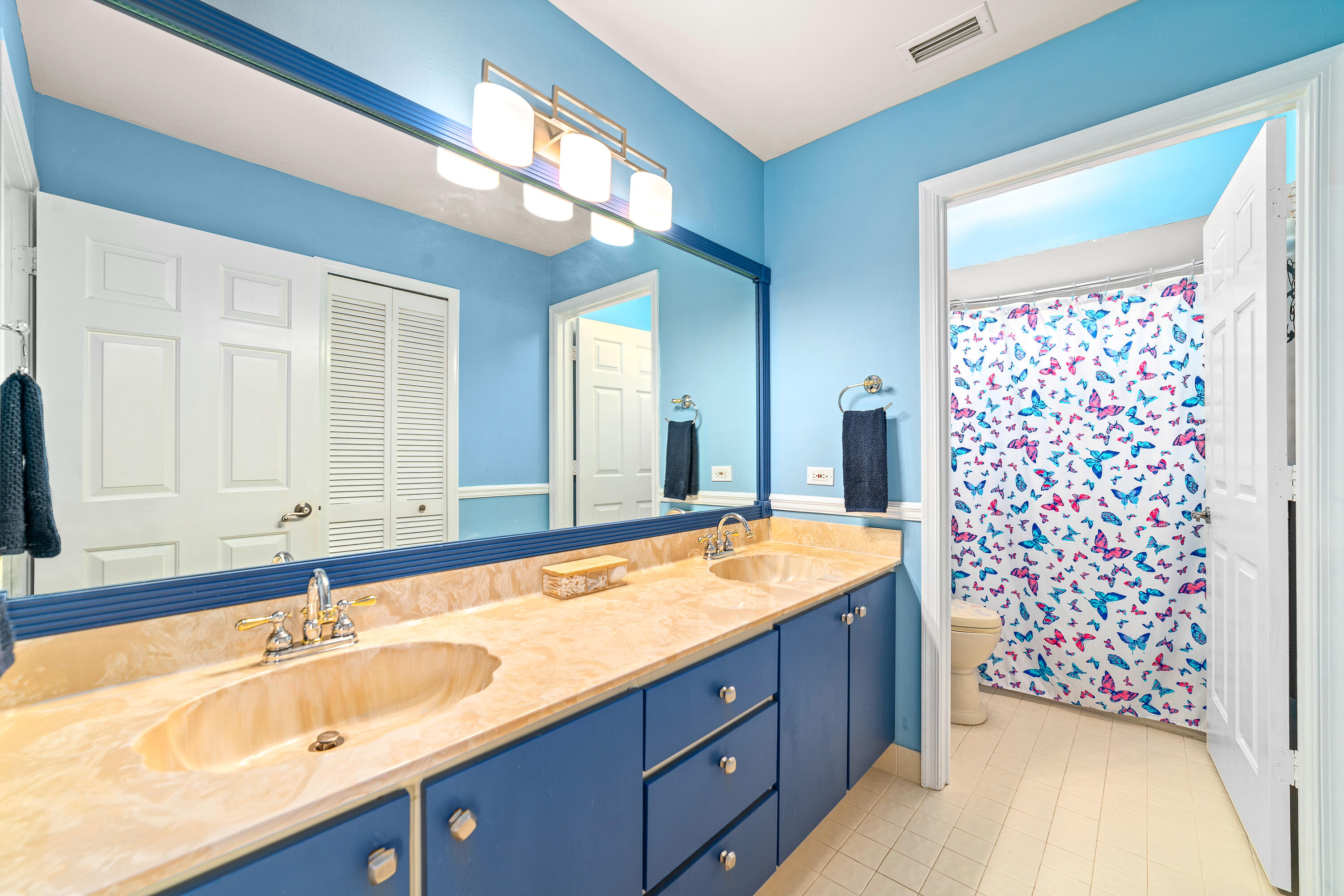 10086 Canoe Brook Circle Boca Raton, FL 33498 - Photo 26 of 44 Bathroom 2