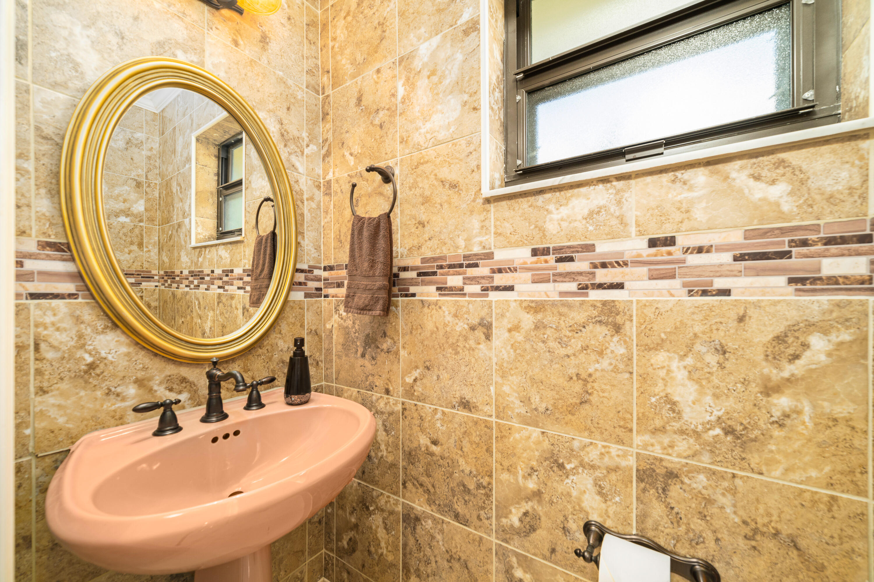 10086 Canoe Brook Circle Boca Raton, FL 33498 - Photo 27 of 44 1/2 bathroom