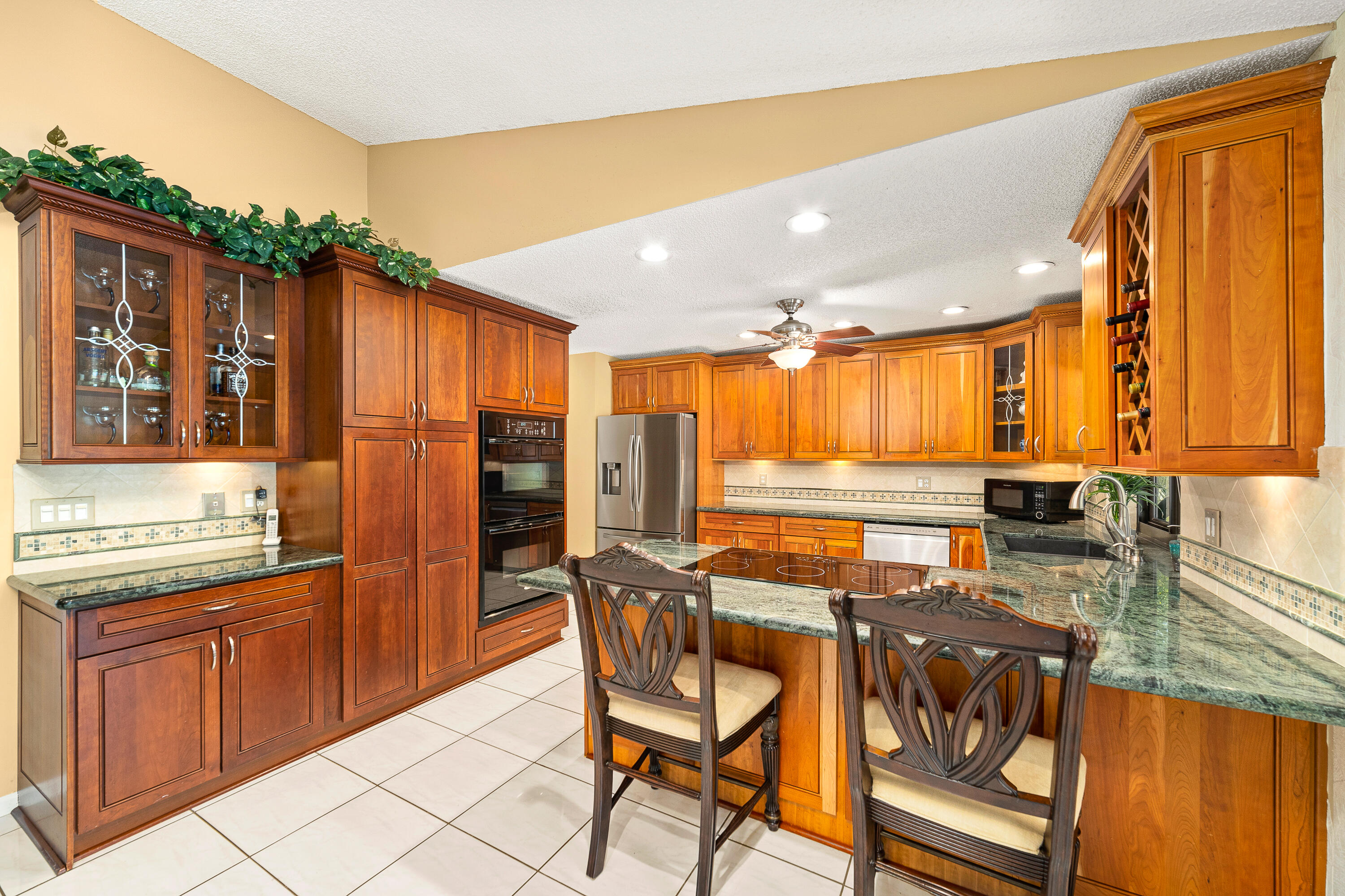 10086 Canoe Brook Circle Boca Raton, FL 33498 - Photo 10 of 44 Kitchen
