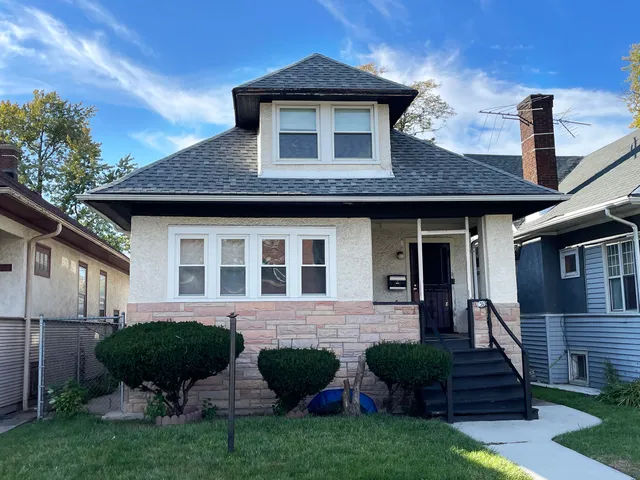 $334,900 | 1318 North Menard Avenue, Chicago, IL 60651