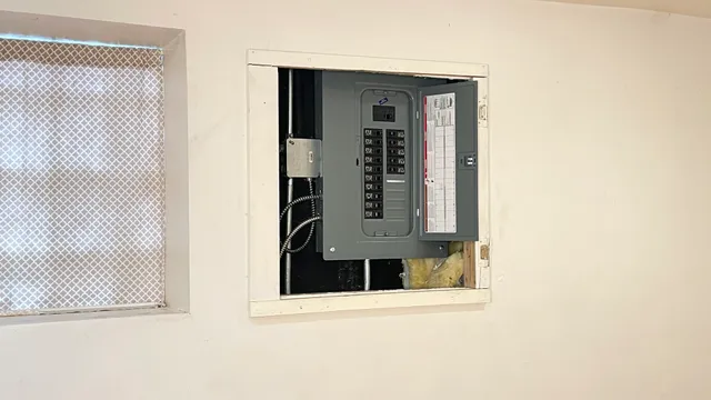 a view of utility room with washer and dryer