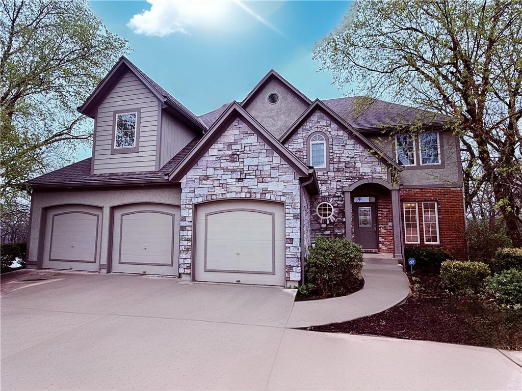 521 South Minter Road Grain Valley, MO 64029 - Photo 1 of 37