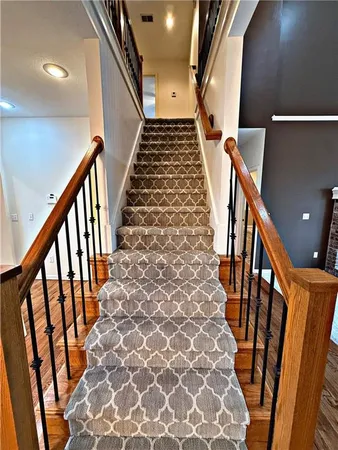 $575,000 | 521 South Minter Road, Grain Valley, MO 64029