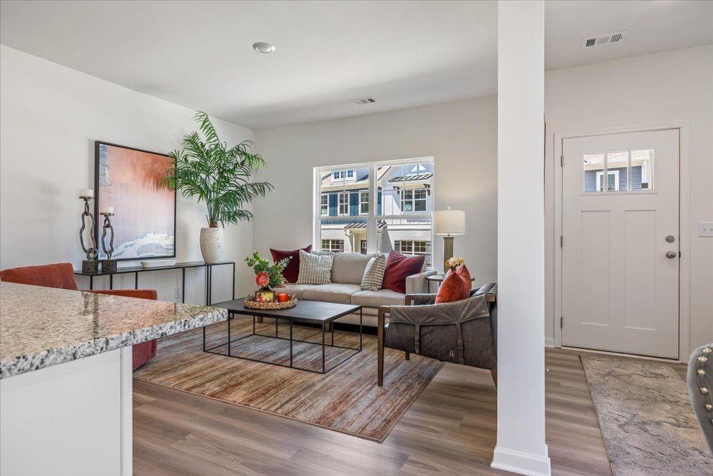 2516 Riverside Court Northeast Conyers, GA 30013 - Photo 8 of 37