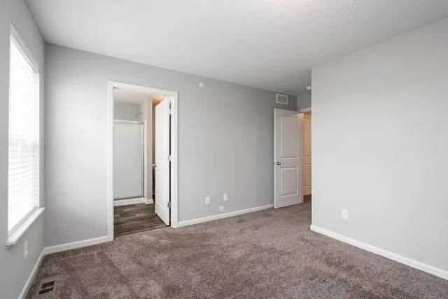 $2,850 | 17638 96th Place North, Maple Grove, MN 55311