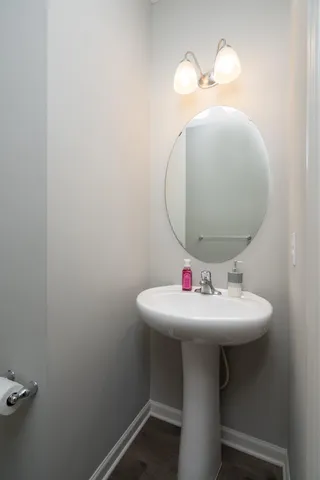 $2,850 | 17638 96th Place North, Maple Grove, MN 55311