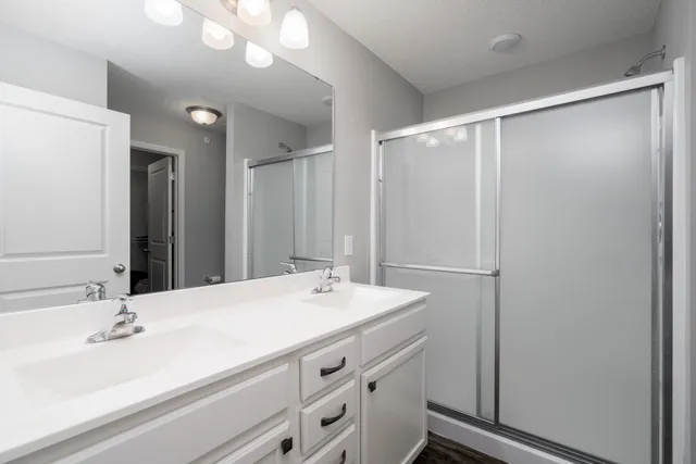 $2,850 | 17638 96th Place North, Maple Grove, MN 55311