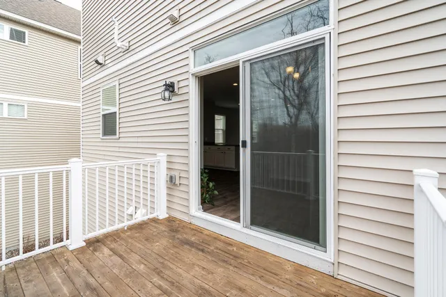 $2,850 | 17638 96th Place North, Maple Grove, MN 55311