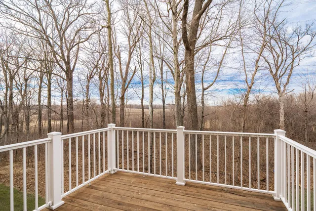 $2,850 | 17638 96th Place North, Maple Grove, MN 55311