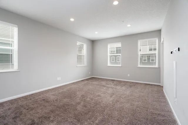 $2,850 | 17638 96th Place North, Maple Grove, MN 55311