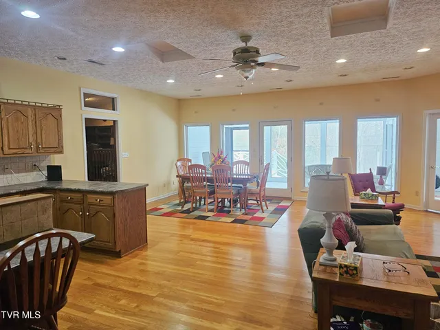 $398,500 | 305 Apple Drive Southeast, Wise, VA 24293