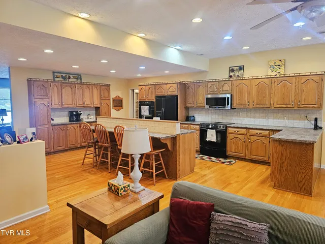 $398,500 | 305 Apple Drive Southeast, Wise, VA 24293