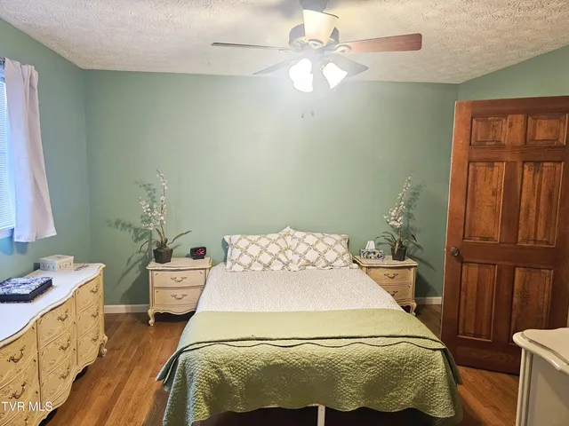 $398,500 | 305 Apple Drive Southeast, Wise, VA 24293