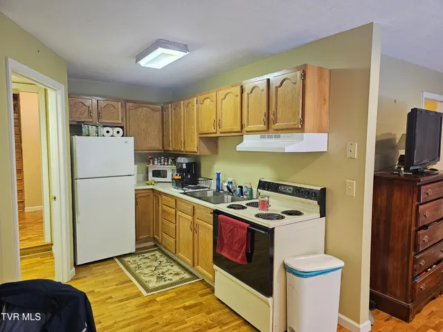 $398,500 | 305 Apple Drive Southeast, Wise, VA 24293