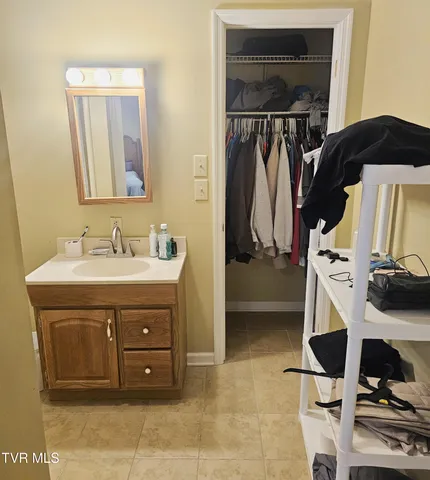 $398,500 | 305 Apple Drive Southeast, Wise, VA 24293