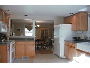 14 Epping Road Exeter, NH 03833 - Photo 2 of 5