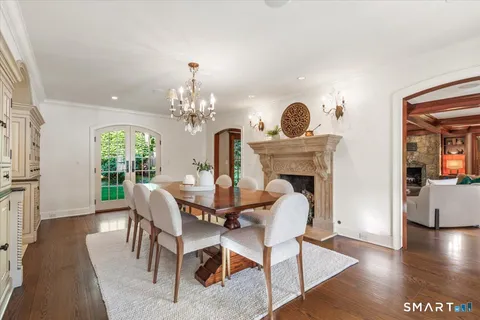 $4,395,000 | 83 Long Lots Road, New Canaan, CT 06840