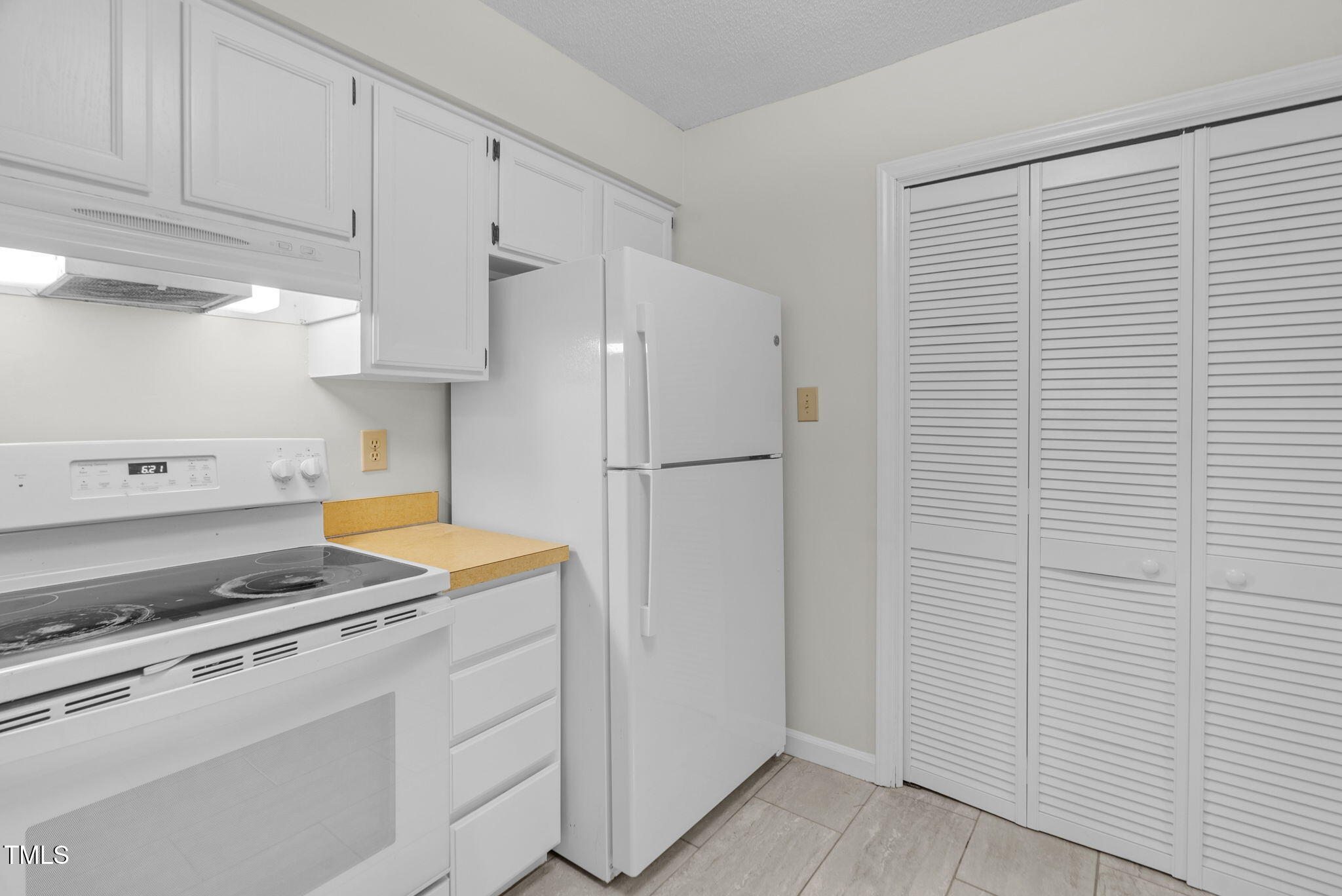 3421 Octavia Street Raleigh, NC 27606 - Photo 12 of 34 3421 Octavia Street-21