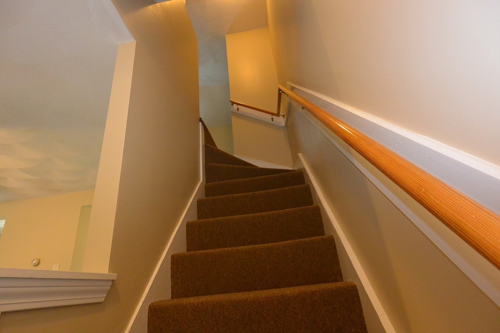 152 Green Street, Unit 152 Clinton, MA 01510 - Photo 11 of 20