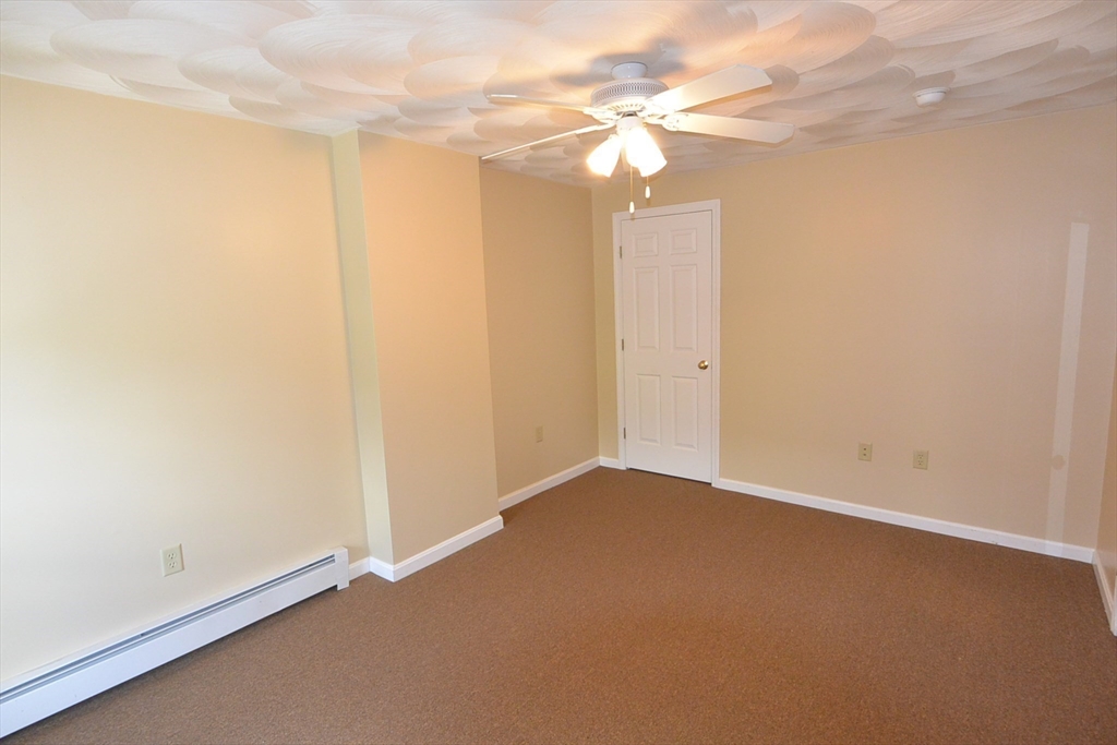 152 Green Street, Unit 152 Clinton, MA 01510 - Photo 14 of 20