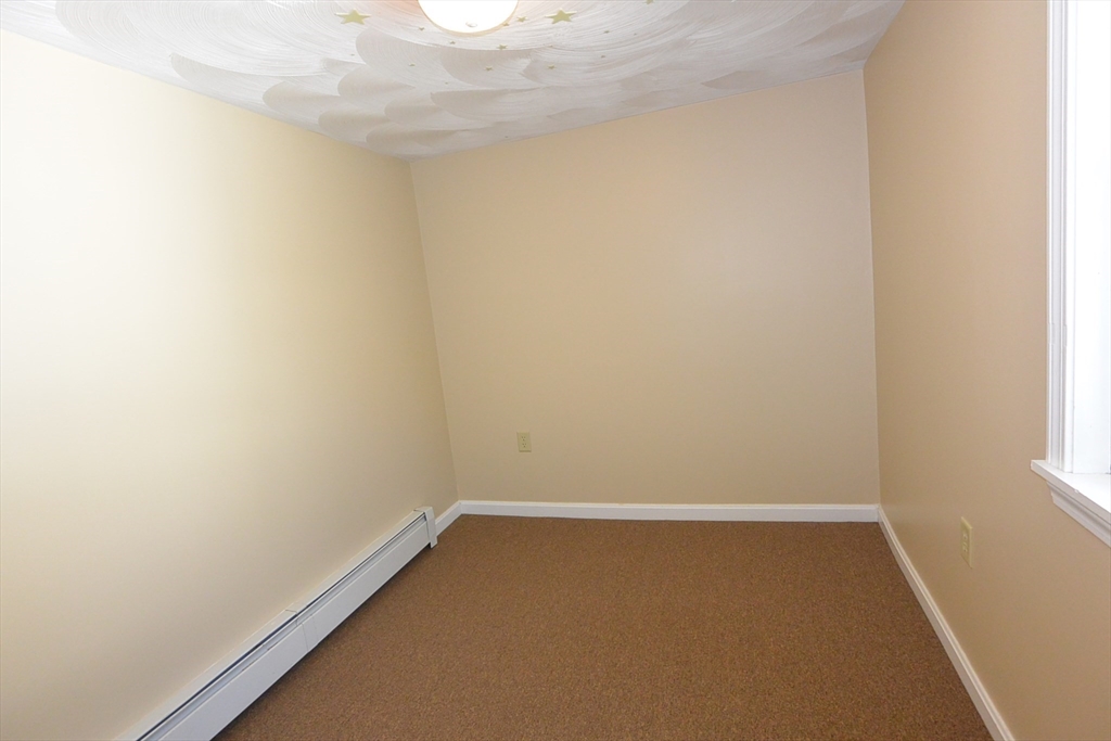 152 Green Street, Unit 152 Clinton, MA 01510 - Photo 16 of 20