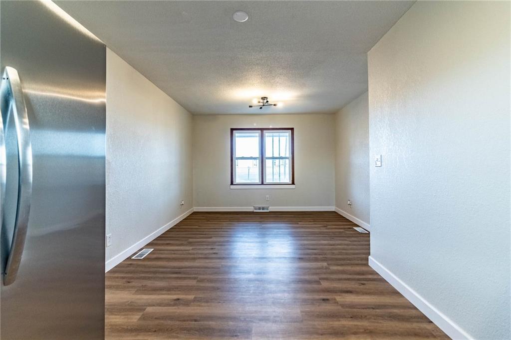 303 North Street Windsor, MO 65360 - Photo 11 of 25