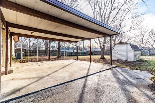 $165,000 | 303 North Street, Windsor, MO 65360