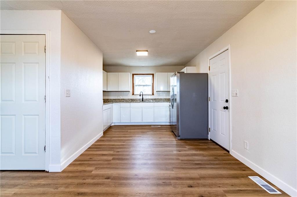 303 North Street Windsor, MO 65360 - Photo 9 of 25