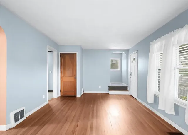 $1,800 | 119 Lincoln Avenue, Johnson City, NY 13790