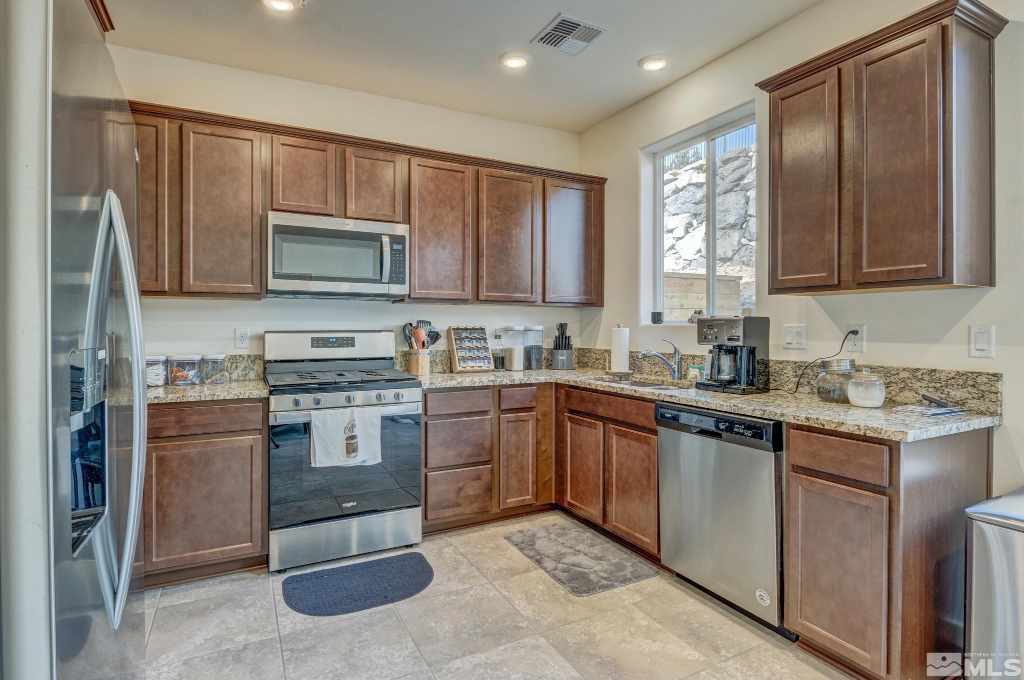 5155 Ronald Stephen Circle Reno, NV 89503 - Photo 4 of 37 Photo 4