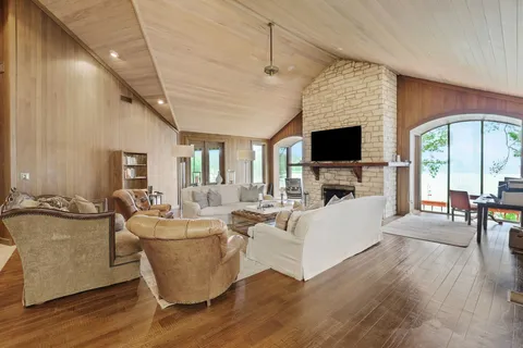 $1,495,000 | 425 Old Fm 224, Coldspring, TX 77331