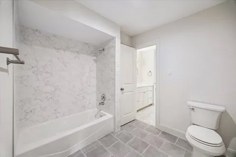 $1,150,000 | 15911 Redwood Pl Drive, Houston, TX 77079