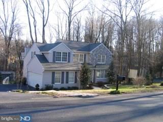 455 Bobbin Mill Road Media, PA 19063 - Photo 2 of 4