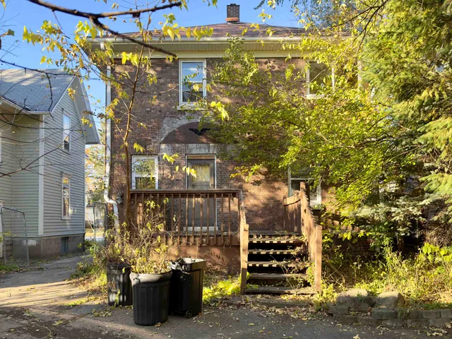 $90,000 | 1315 4th Avenue, Rockford, IL 61104