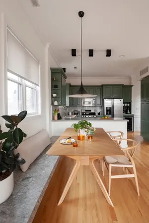 $4,990 | 1930 North Halsted Street, Unit 3, Chicago, IL 60614