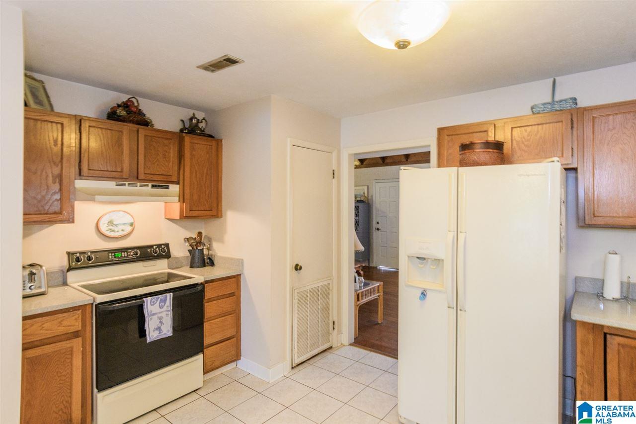 621 Cove Point Drive Riverside, AL 35135 - Photo 12 of 50