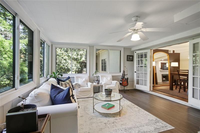 162 Elysian Way Northwest Atlanta, GA 30327 - Photo 2 of 32 a living room with furniture and wooden floor