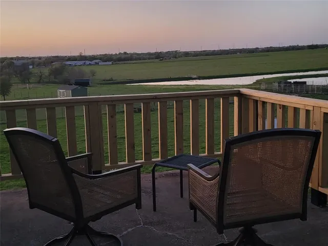 $2,500 | 2770-1125b 1125b, Cleburne, TX 76033