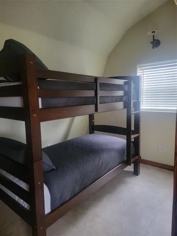 $2,500 | 2770-1125b 1125b, Cleburne, TX 76033