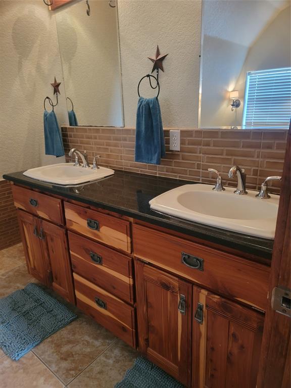 2270 County Road Cleburne, TX 76033 - Photo 18 of 22