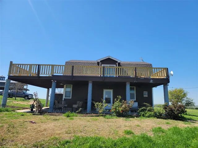 $2,500 | 2770-1125b 1125b, Cleburne, TX 76033