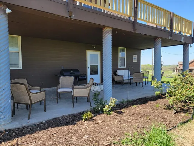 $2,500 | 2770-1125b 1125b, Cleburne, TX 76033